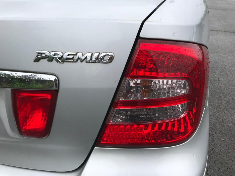 Toyota Premio