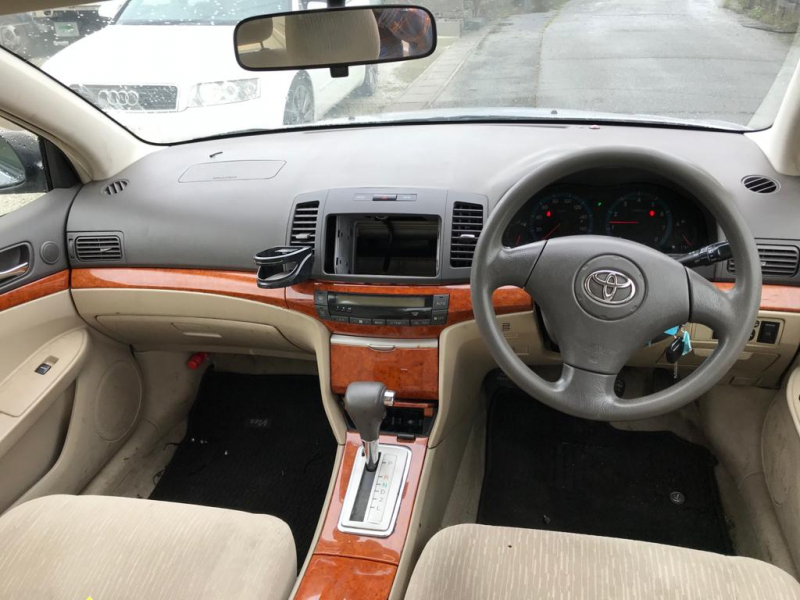 Toyota Premio